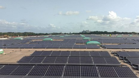 Solar energy rooftop system for a warehouse in Bremen, Germany.